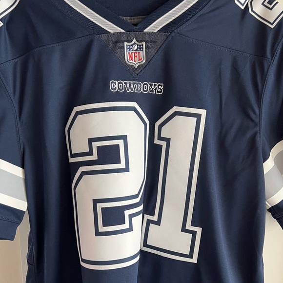 Dallas Cowboys Jersey - Elliott - Picture 2 of 4